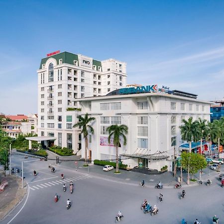 Khach San Thai Binh Dream Bagian luar foto
