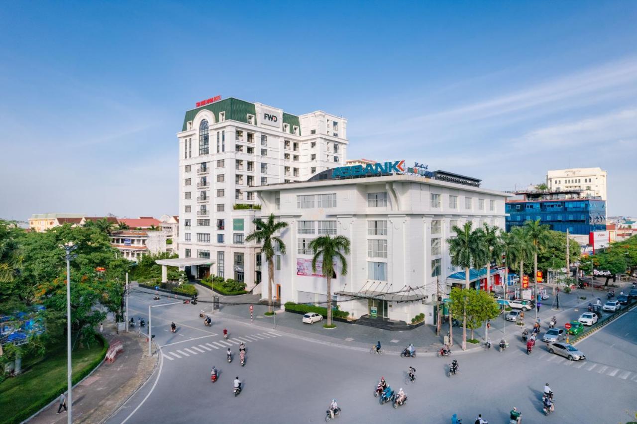 Khach San Thai Binh Dream Bagian luar foto